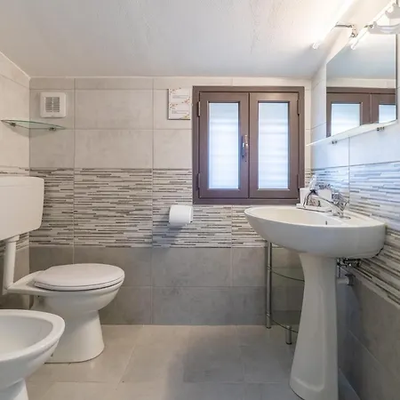 Trifamiliare Garden - Conchiglia Apartamento Agnone Bagni