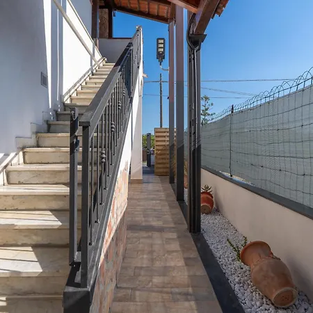 Trifamiliare Garden - Conchiglia Apartamento