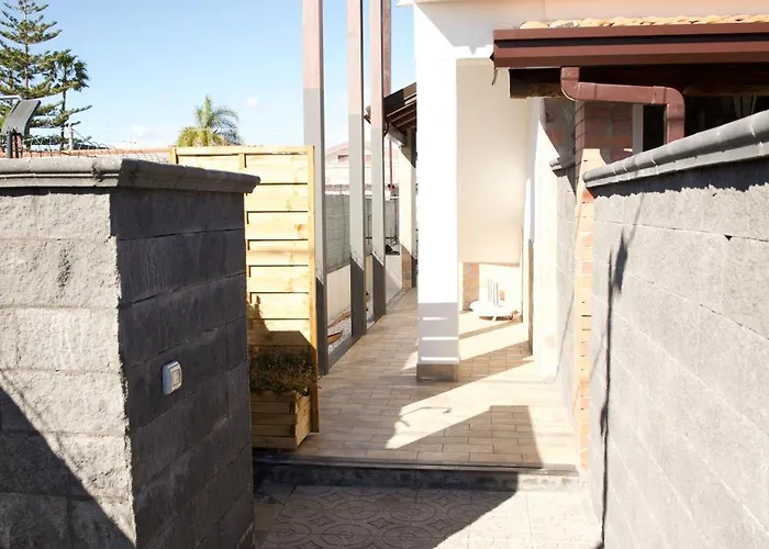 Сasa de vacaciones Trifamiliare Garden - Conchiglia Vicino Catania E Siracusa,spiaggia A 300 Mt E Parcheggio Gratuito Agnone Bagni